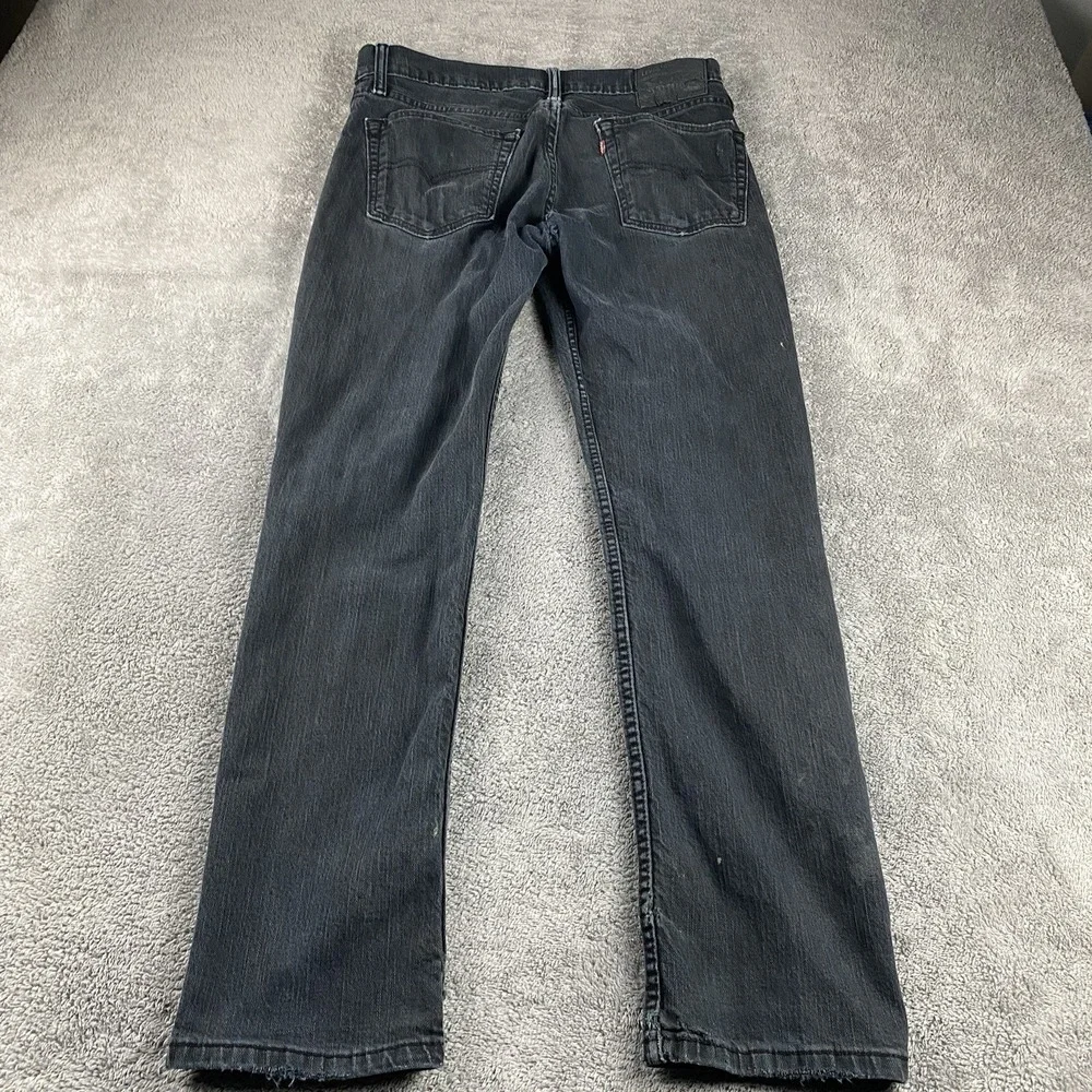 Levis returns all